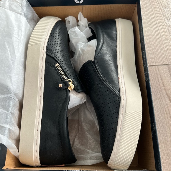 DR SCHOLL’S No Chill Slip On Sneaker - brand new in box - Picture 3 of 7